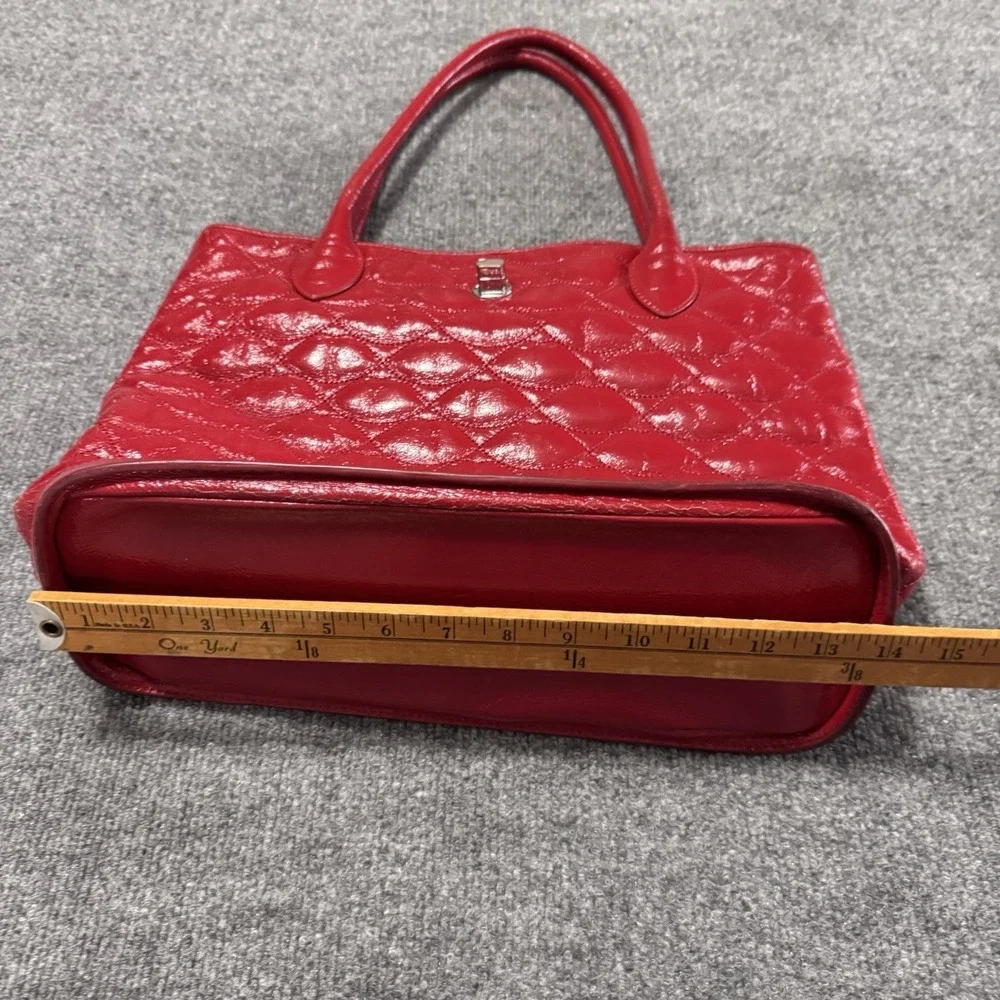 Lulu Guinness London Quilted Lips Large Tote Red‎ Patent